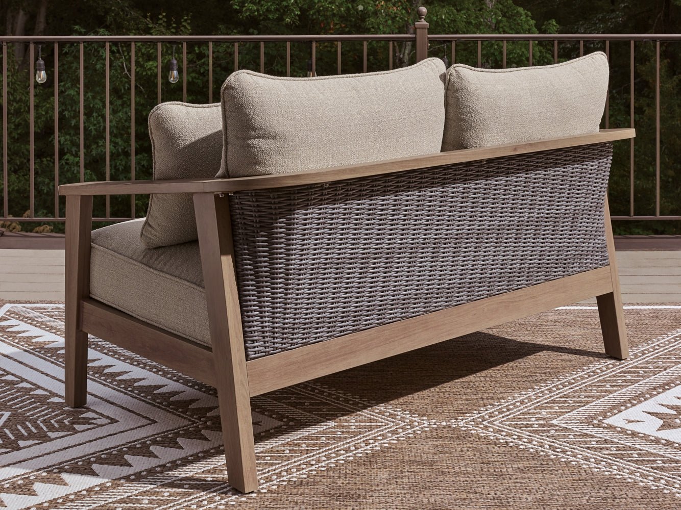 AshleyHarmony Headlands Outdoor Loveseat with Cushion