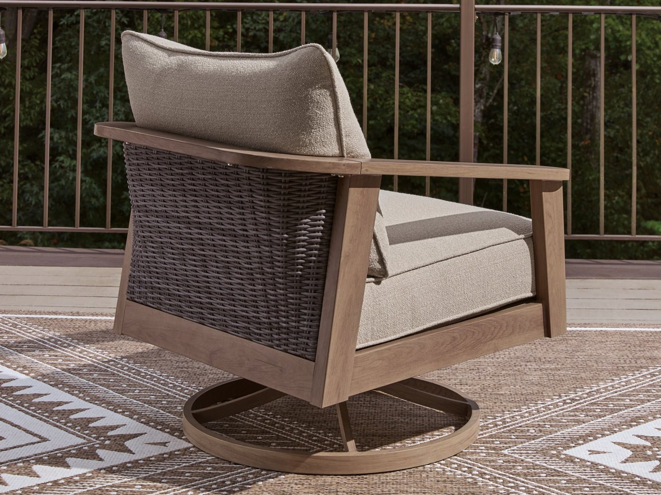 AshleyHarmony Headlands Outdoor Swivel Lounge with Cushion