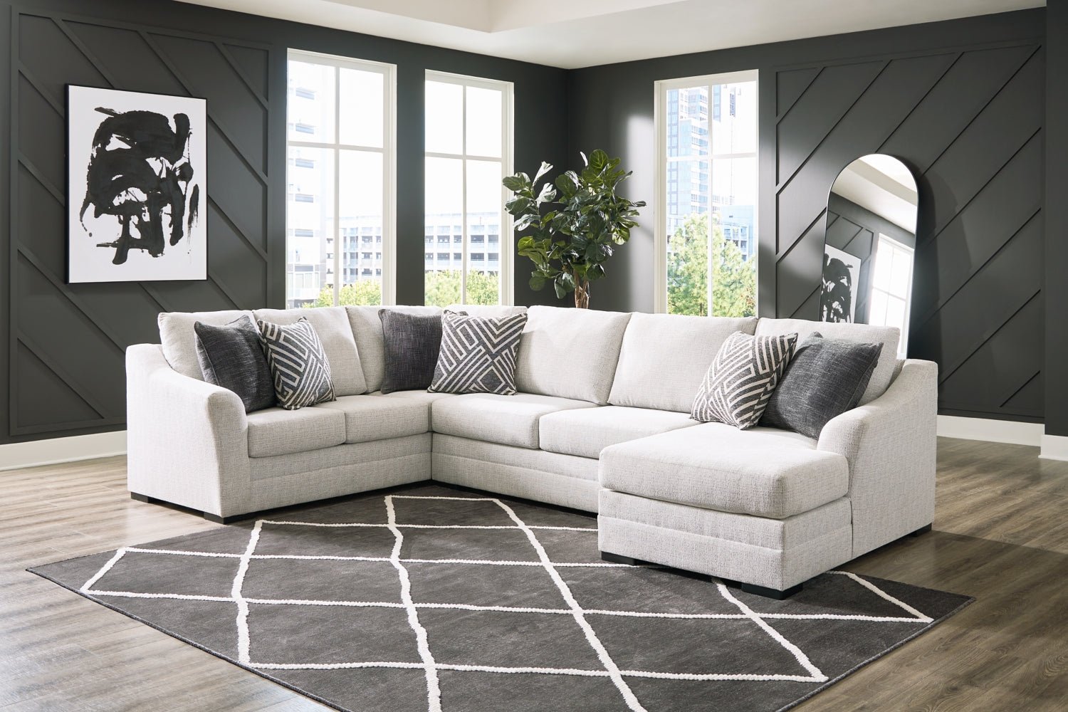 AshleyKoralynn 3 - Piece Sectional with Chaise