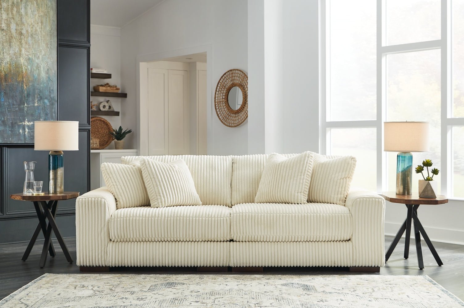 AshleyLindyn 2 - Piece Sectional Sofa