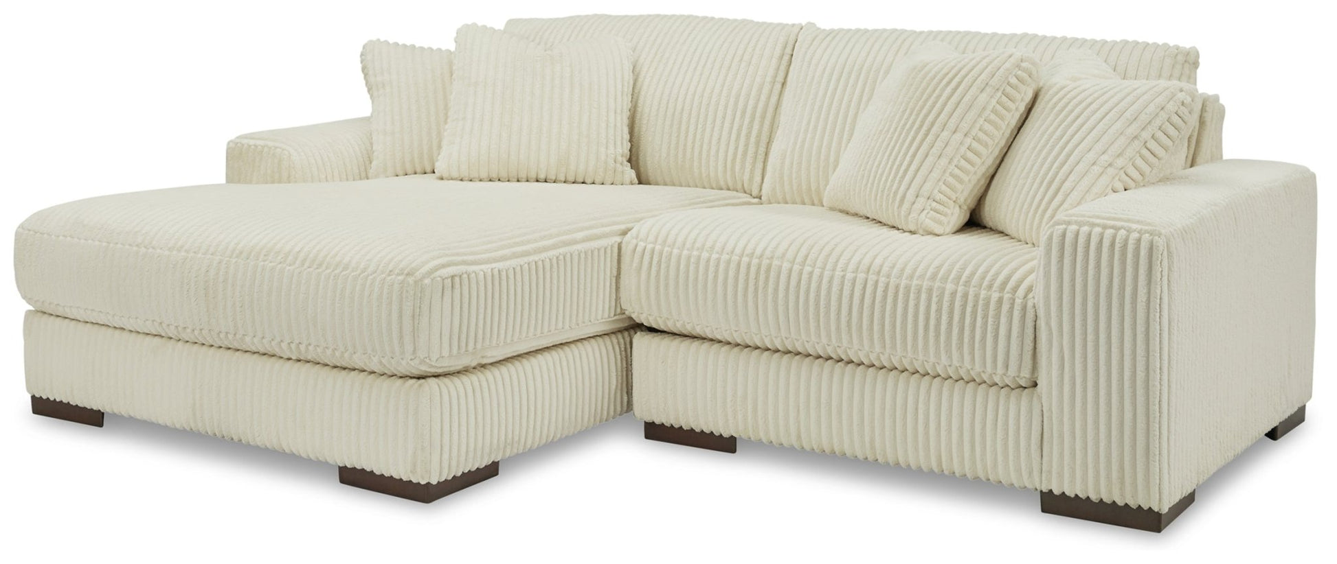 AshleyLindyn 2 - Piece Sectional with Chaise