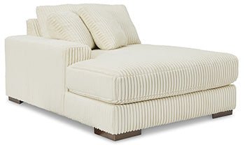 AshleyLindyn 3 - Piece Sectional with Chaise