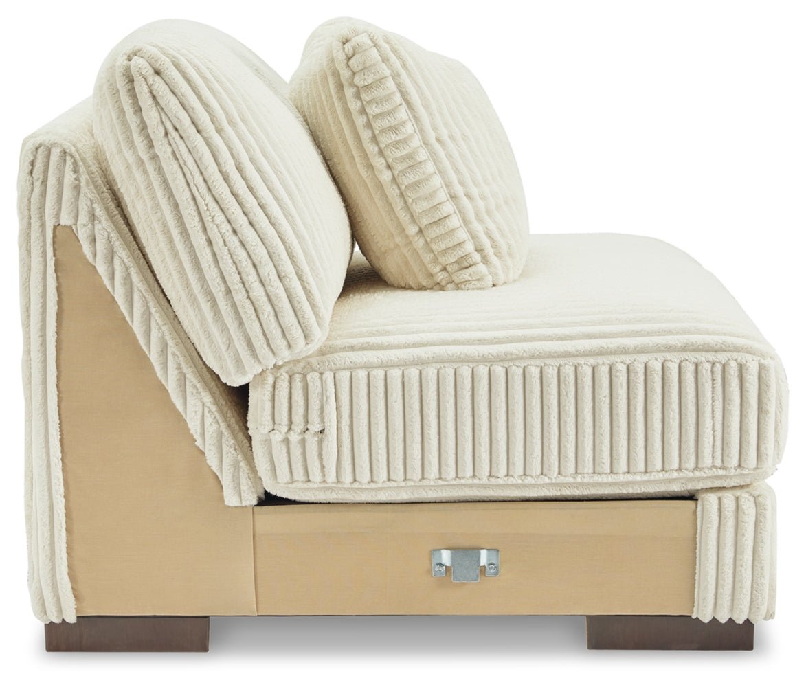 AshleyLindyn 6 - Piece Sectional