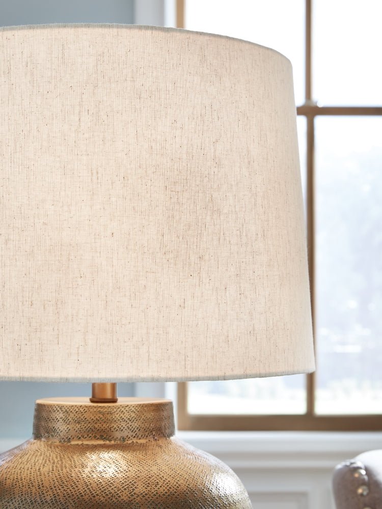 AshleyMadney Table Lamps