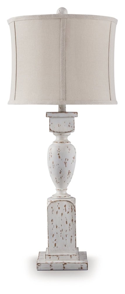 AshleyMadsbrook Table Lamps