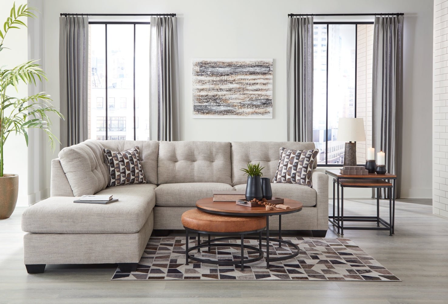 AshleyMahoney 2 - Piece Sectional with Chaise
