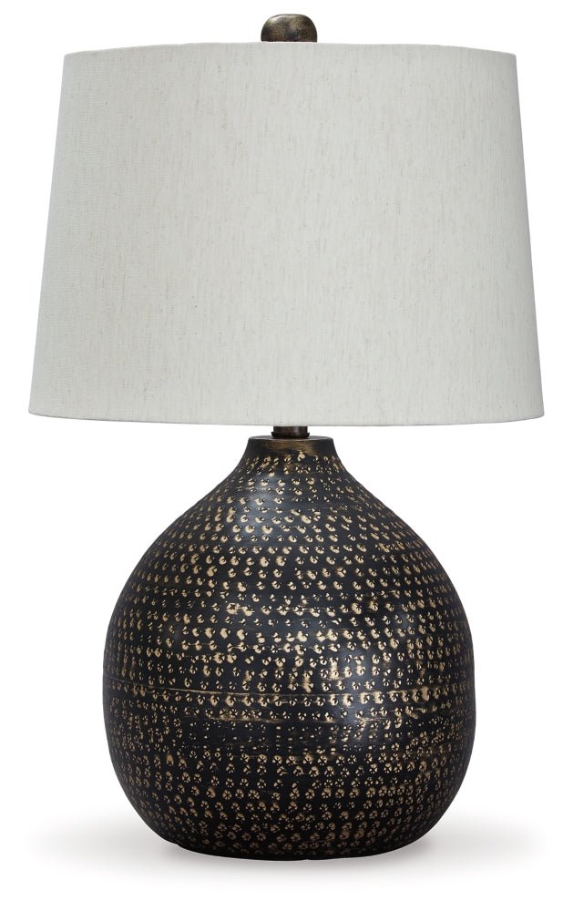 AshleyMaire Table Lamps