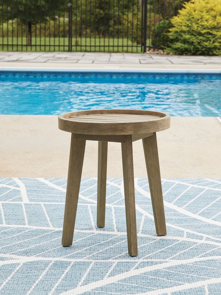 AshleyMarina Sun Outdoor End Table