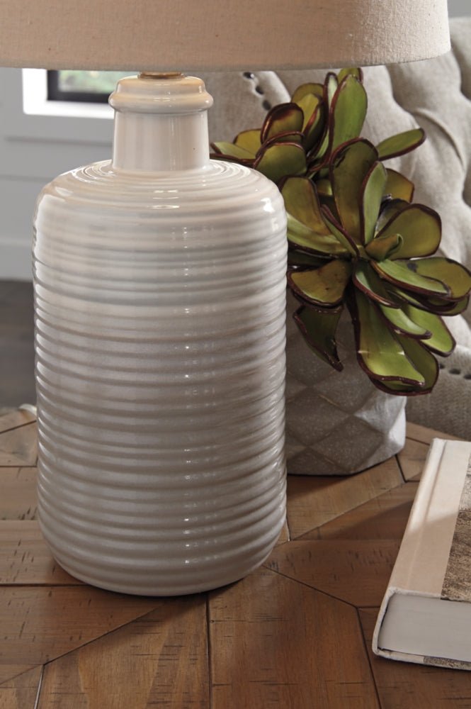 AshleyMarnina Table Lamps