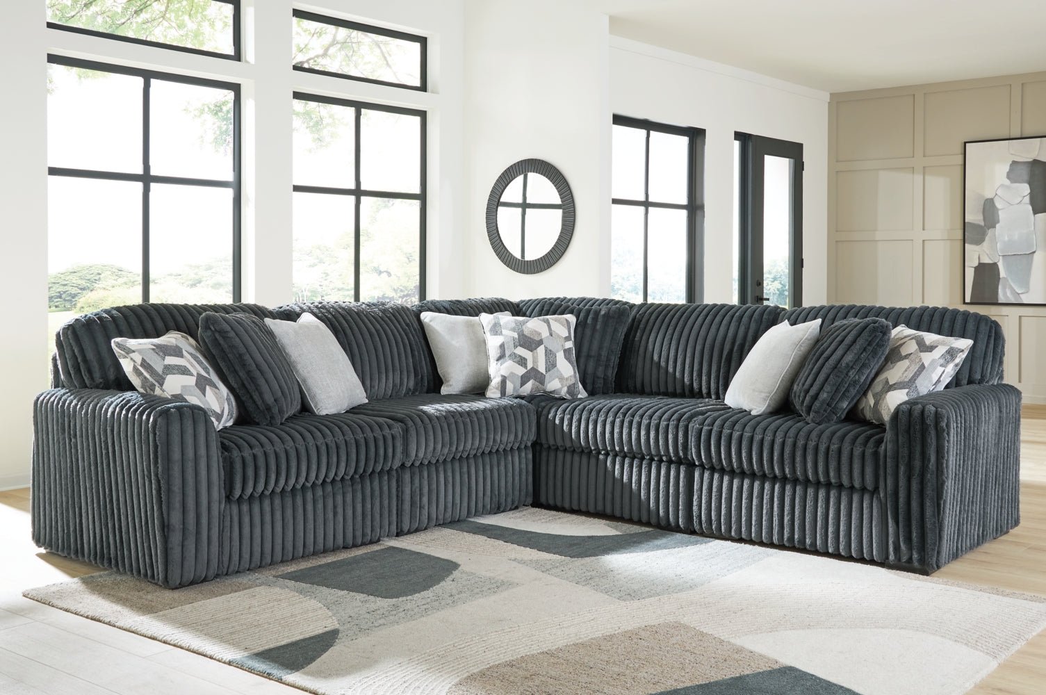 AshleyMidnight - Madness 5 - Piece Sectional