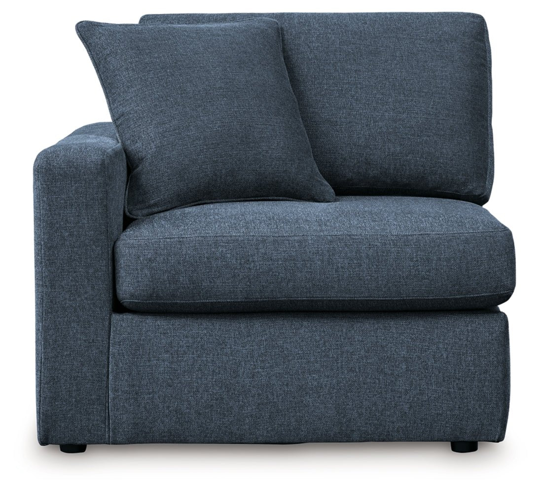 AshleyModmax 5 - Piece Sectional with Audio System
