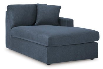 AshleyModmax 7 - Piece Sectional