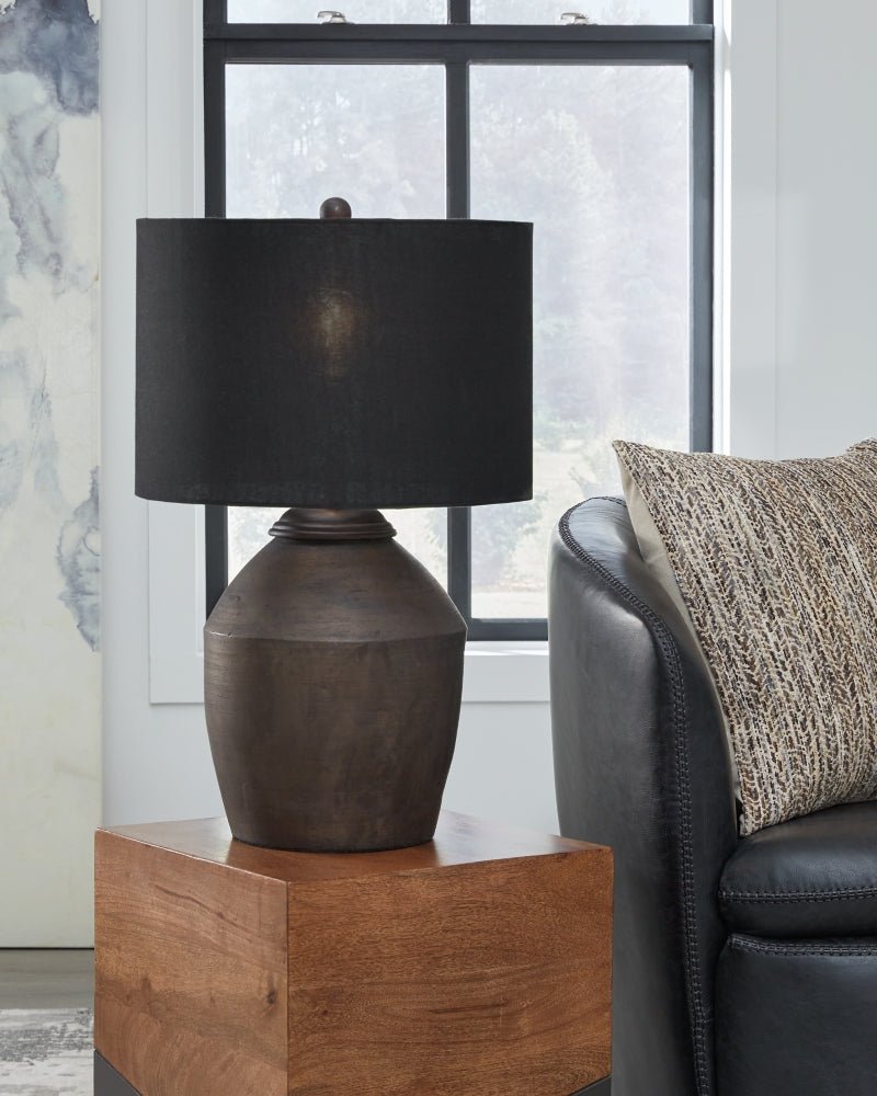 AshleyNaareman Table Lamps