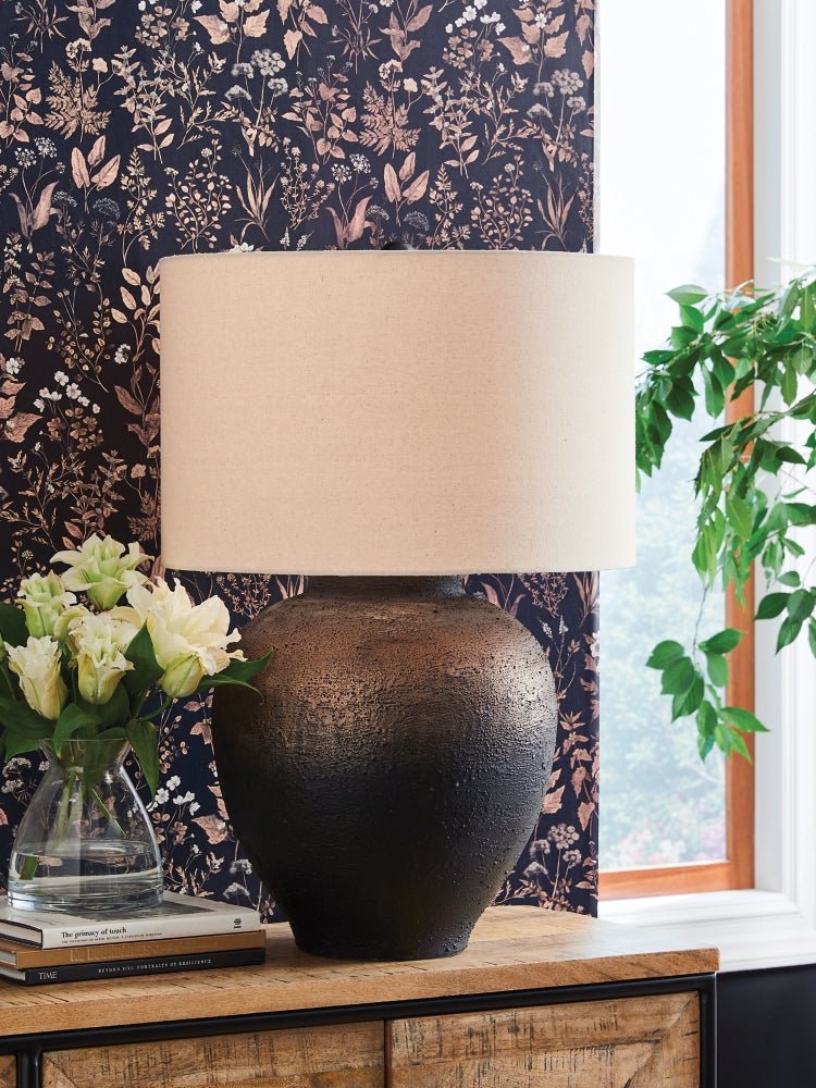 AshleyNewgerhard Table Lamps