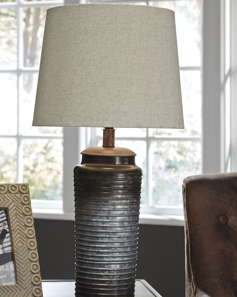 AshleyNorbert Table Lamps