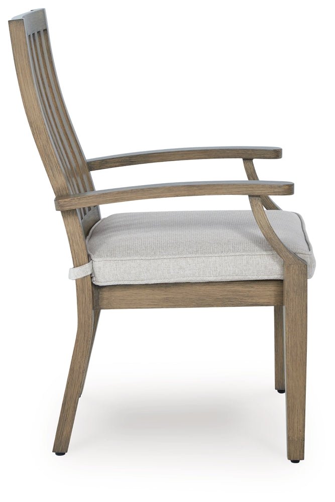 AshleyRainier Ranch Outdoor Dining Set