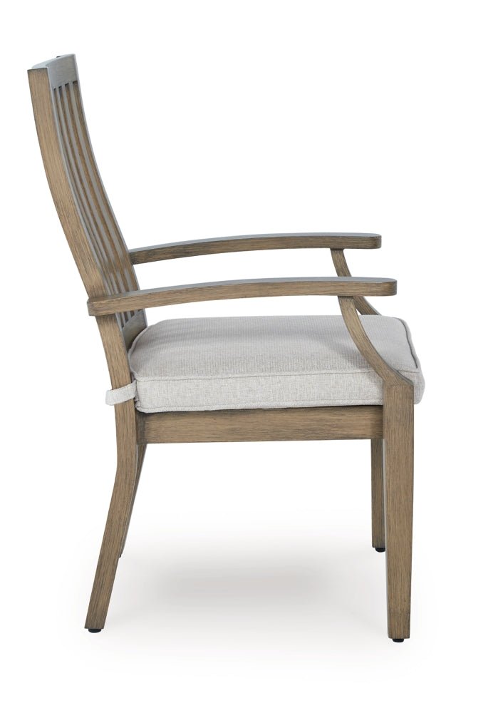 AshleyRainier Ranch Outdoor Dining Set