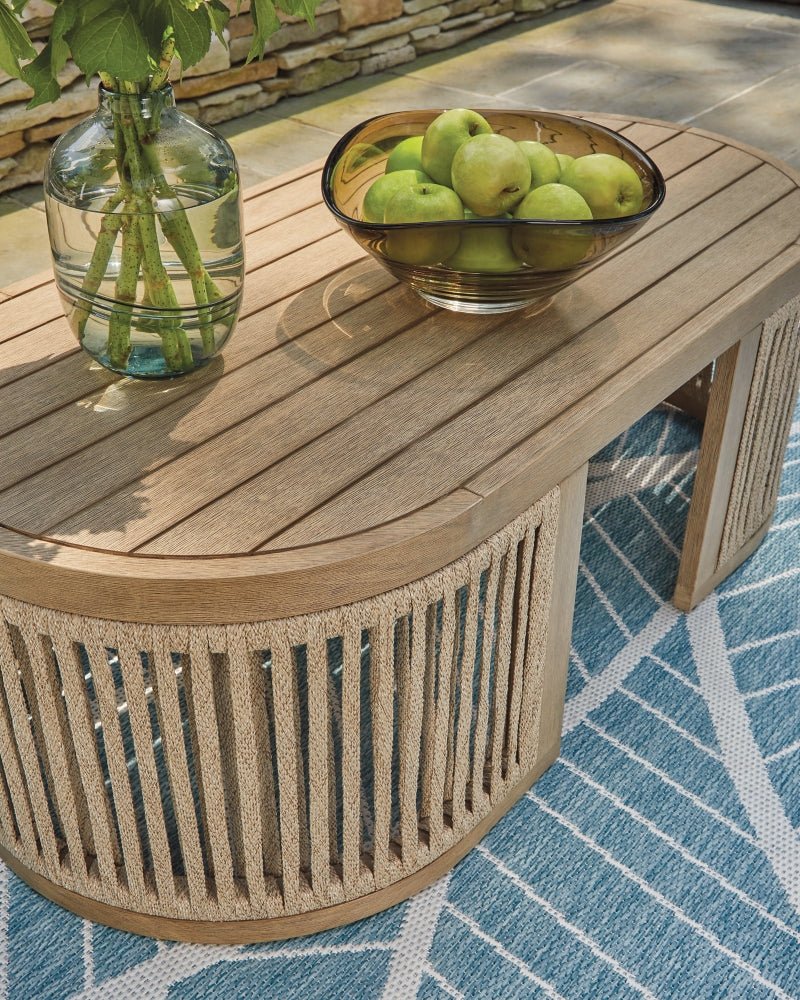AshleySerena Shores Outdoor Coffee Table