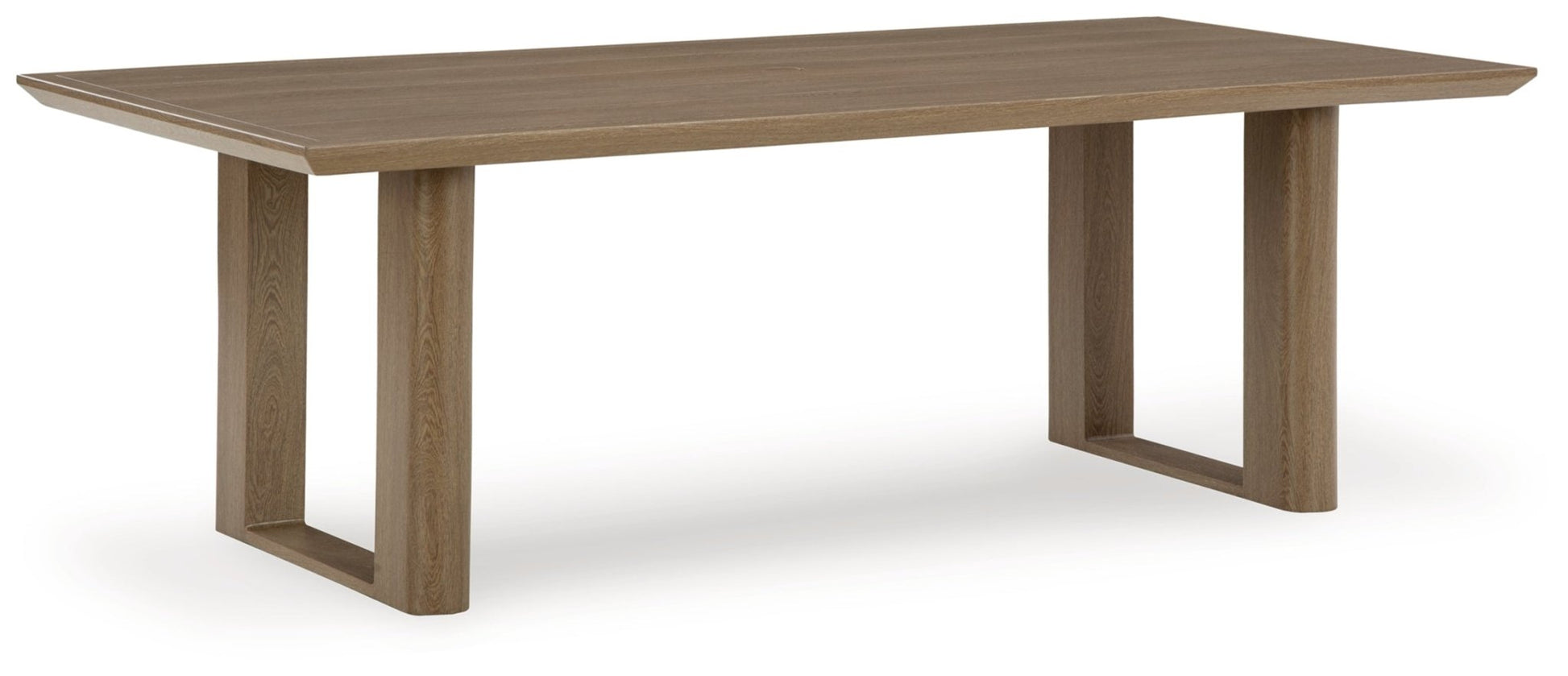 AshleySerene Bay Outdoor Dining Set