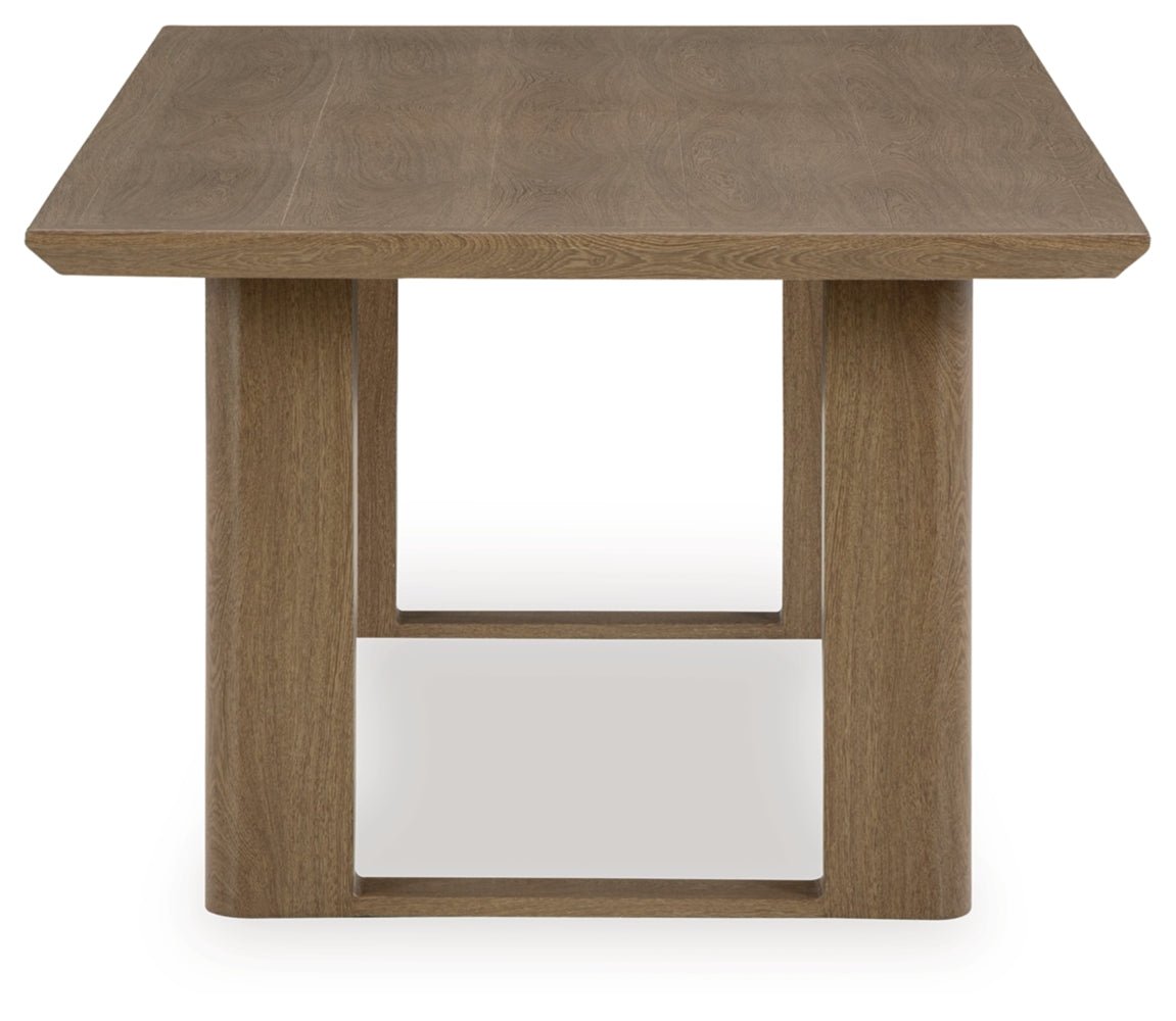 AshleySerene Bay Outdoor Dining Set
