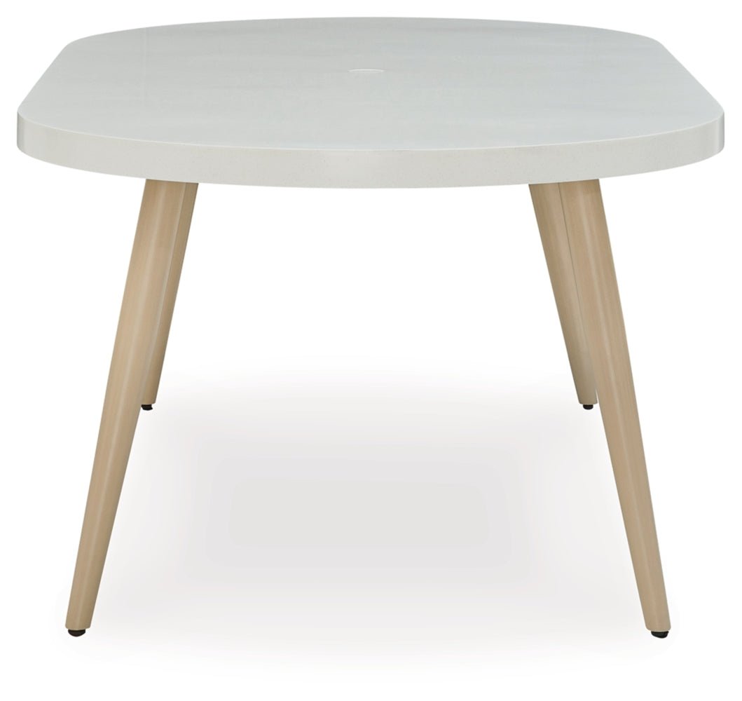 AshleySeton Creek Outdoor Dining Set