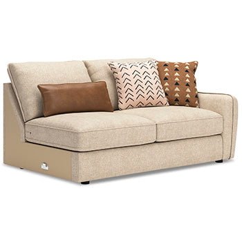 AshleySeyler 3 - Piece Sectional