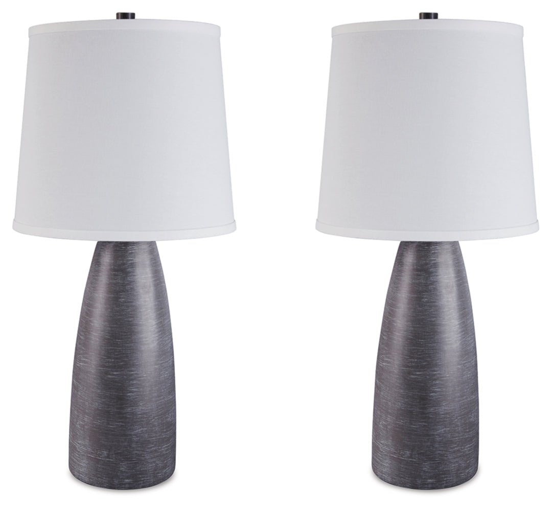 AshleyShavontae Table Lamps