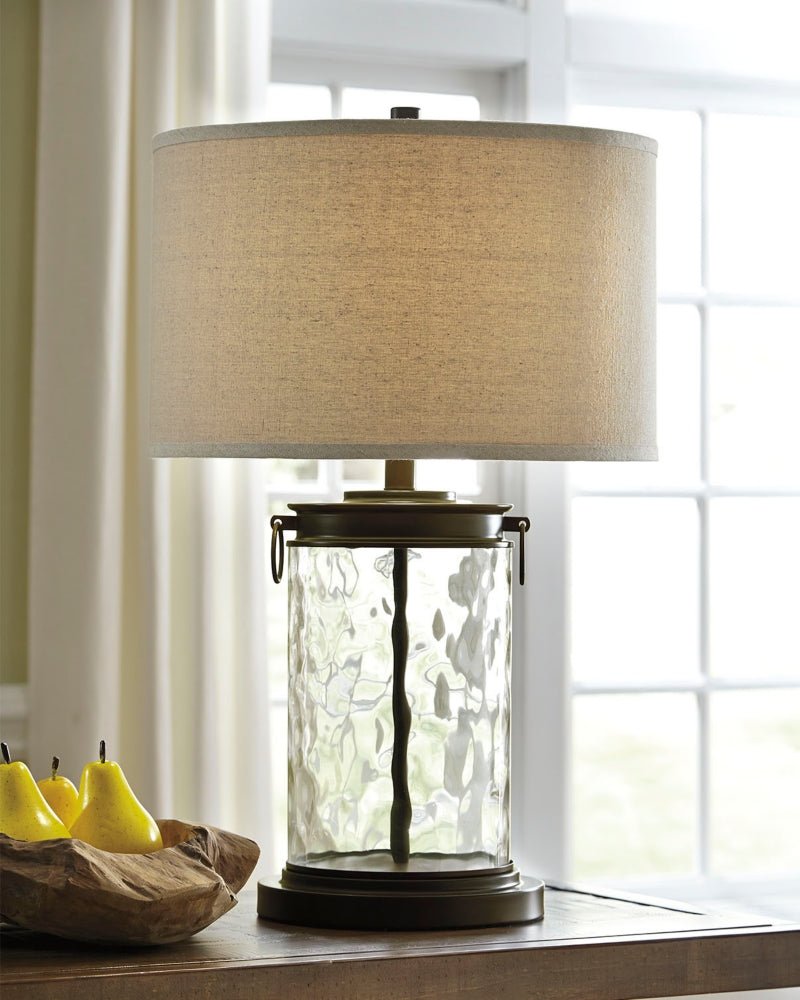 AshleyTailynn Table Lamps