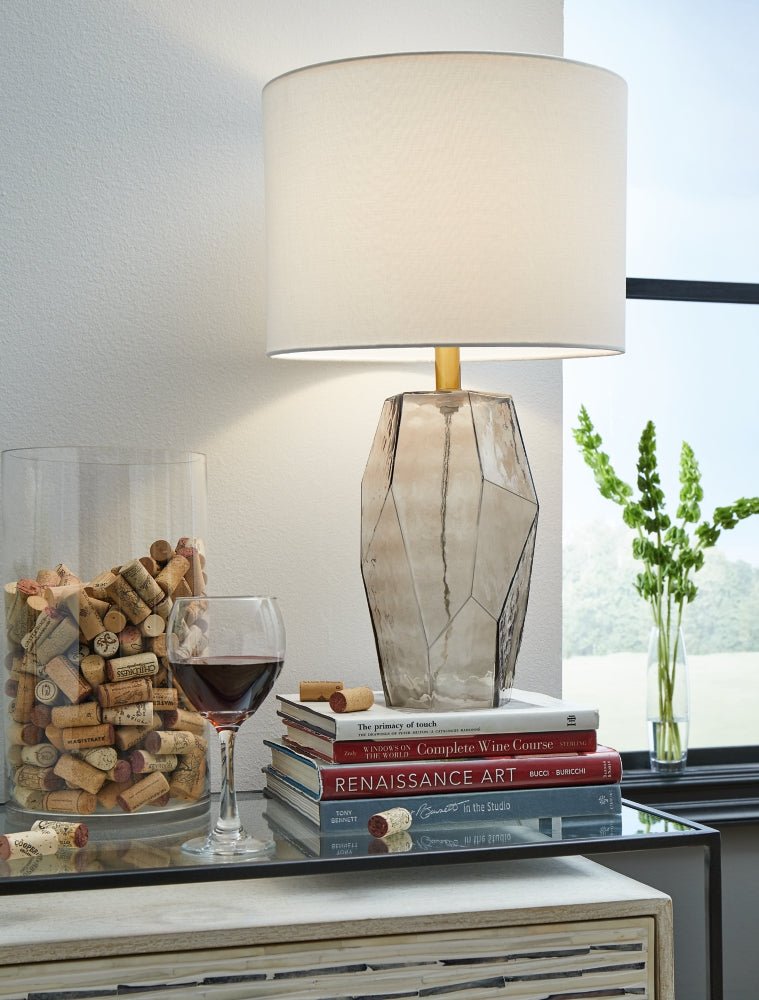 AshleyTaylow Table Lamps