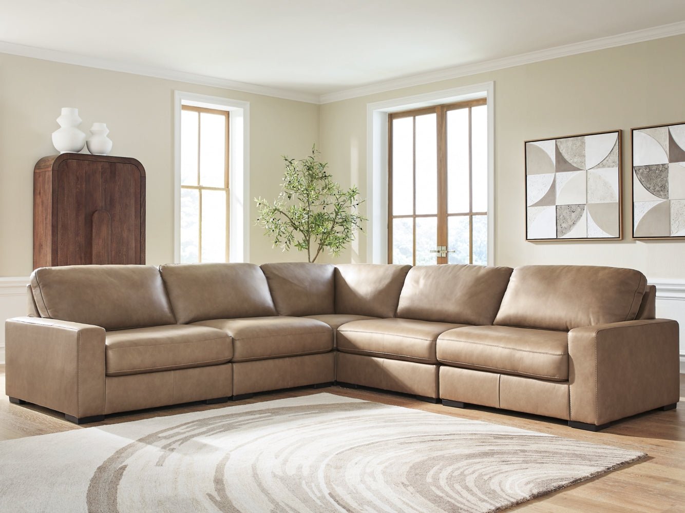 AshleyVeronella 5 - Piece Sectional