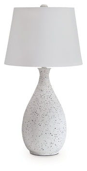 AshleyWyattford Table Lamps