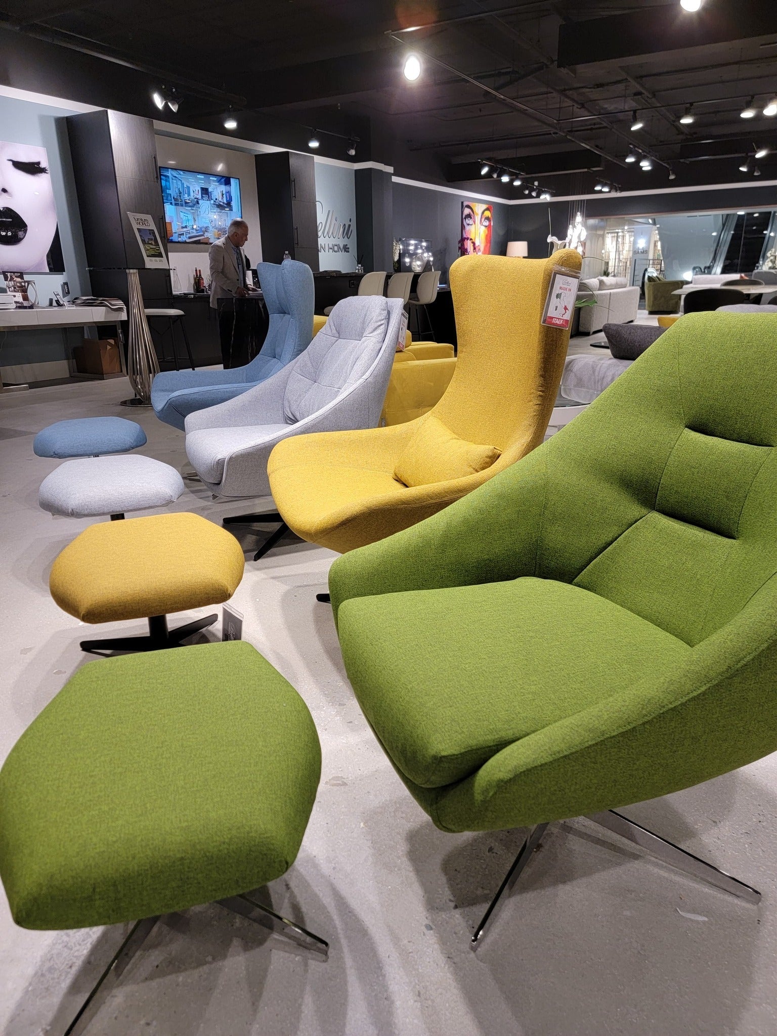 BLIVolo CH S GRN Accent Chair