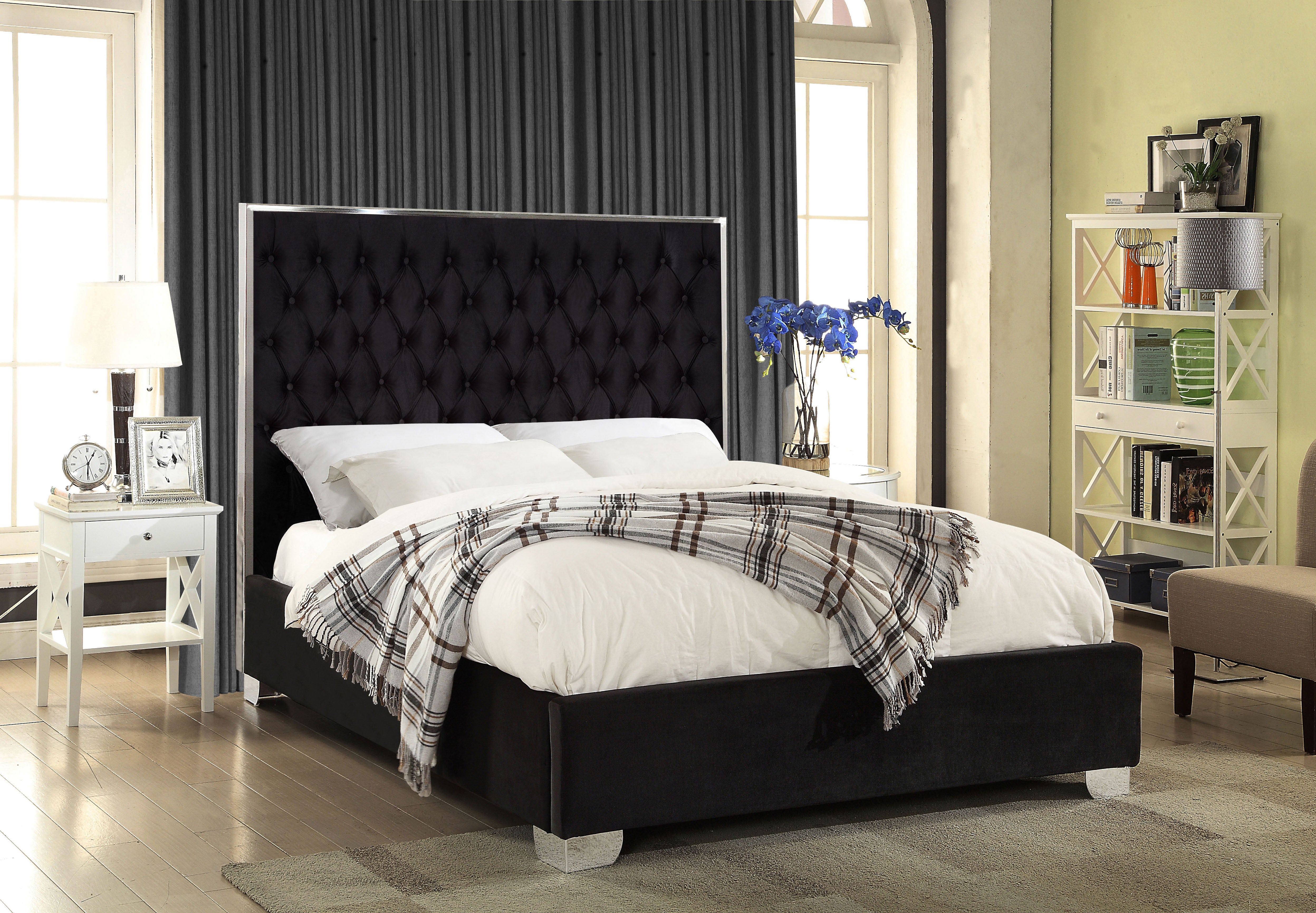 Black Velvet Fabric Bed IF-5542