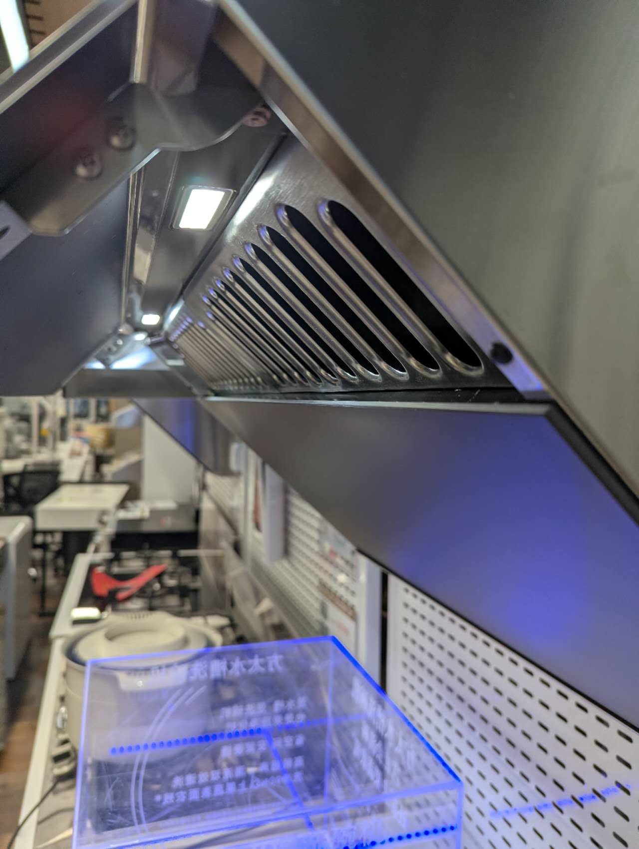 Fotile JQG7507 / JQG7507W / JQG7507Y 30" Range Hood--Floor Model Gray