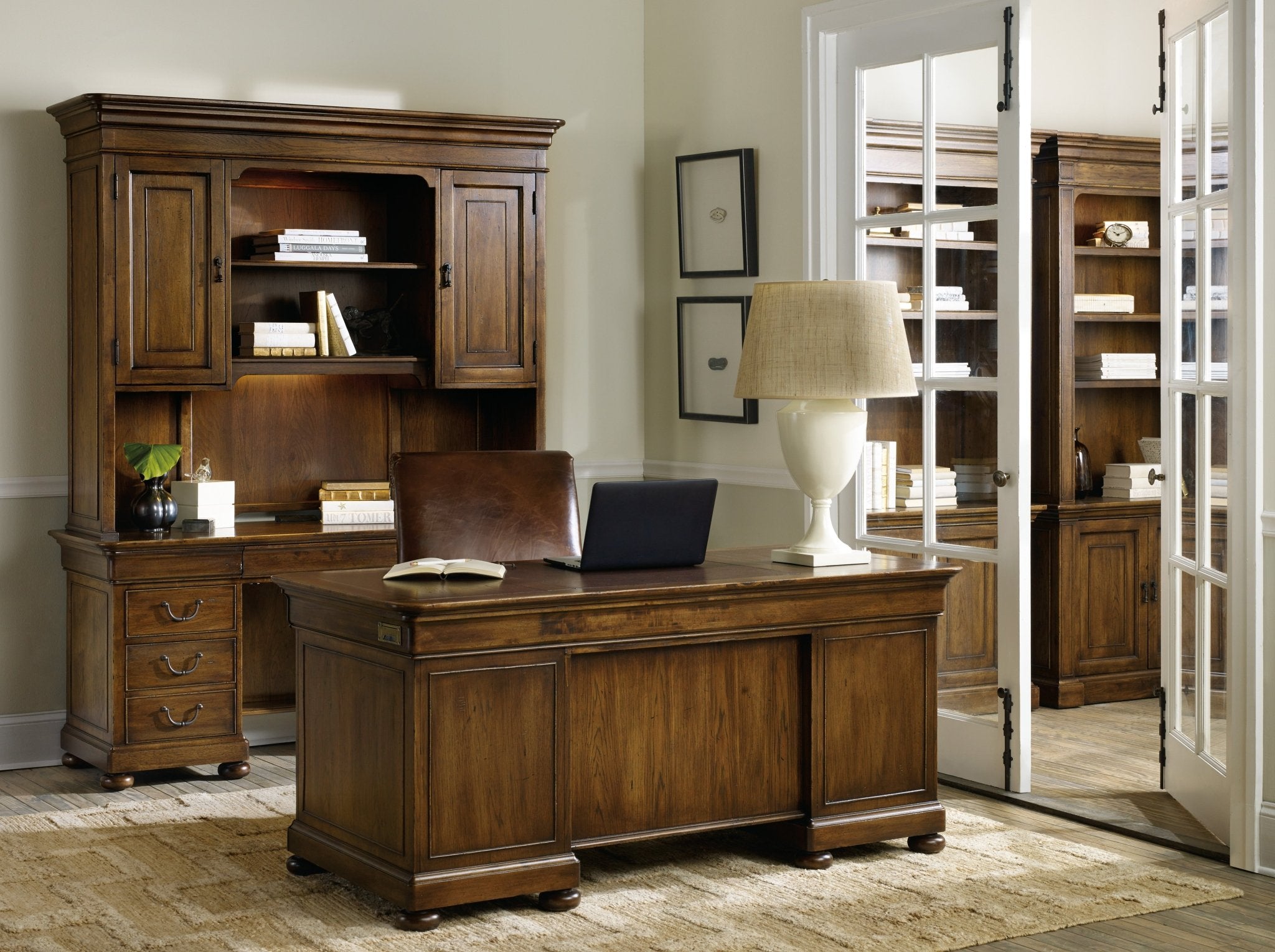 HookerArchivist Executive Desk