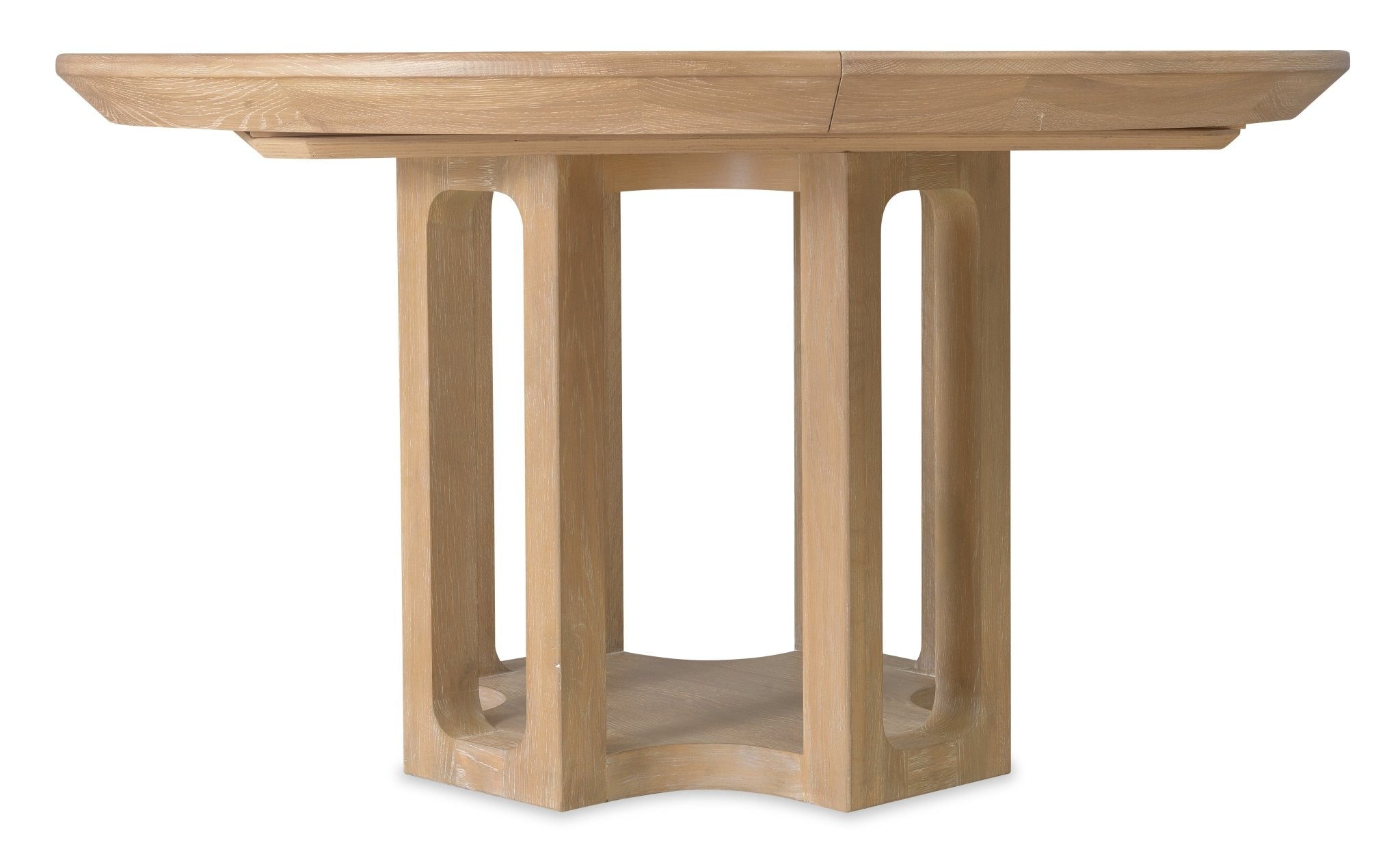 HookerBanyon Bay Round Dining Table with One 18 - inch Leaf