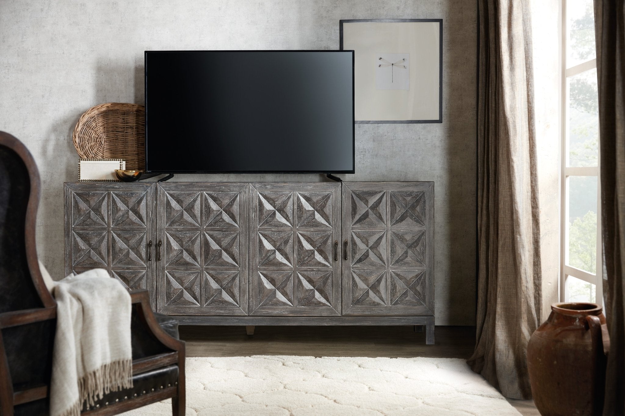 HookerBeaumont Entertainment Console