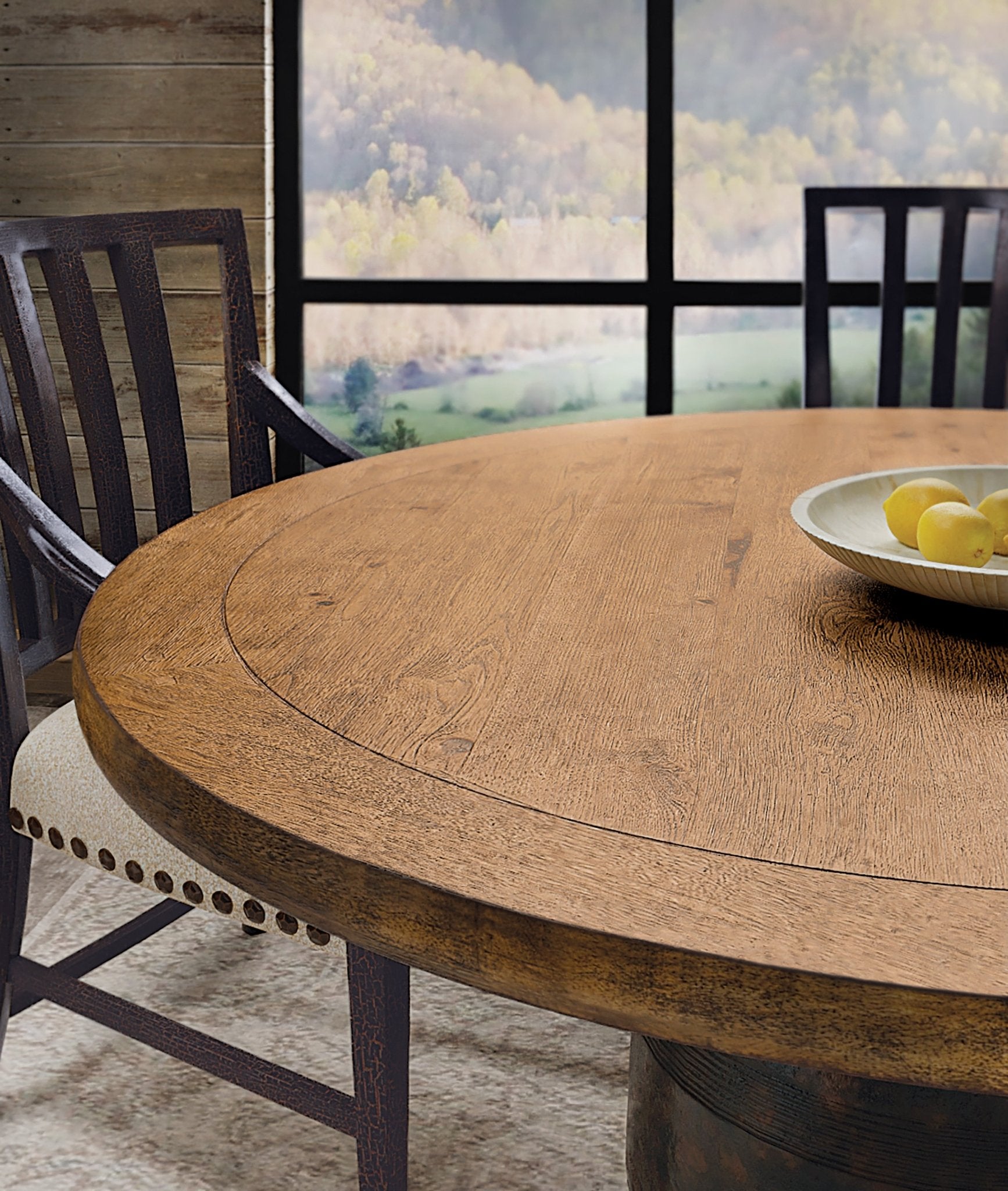 HookerBig Sky Round Dining Table