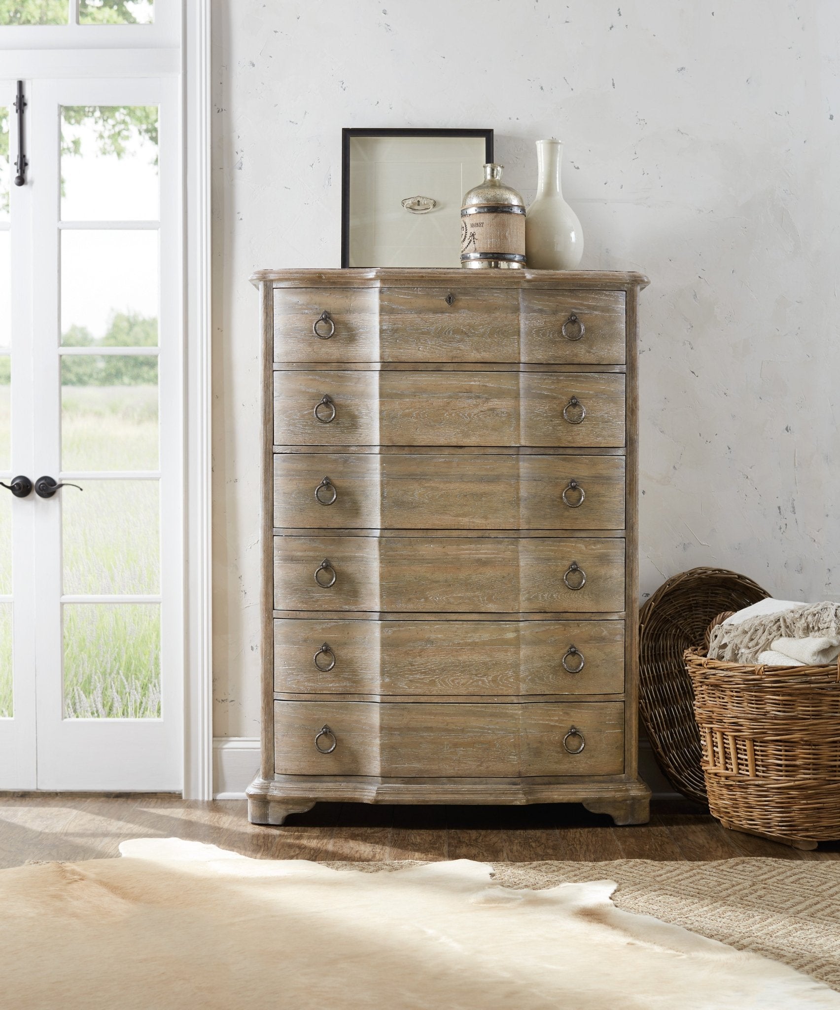 HookerBoheme Chimay Six - Drawer Chest