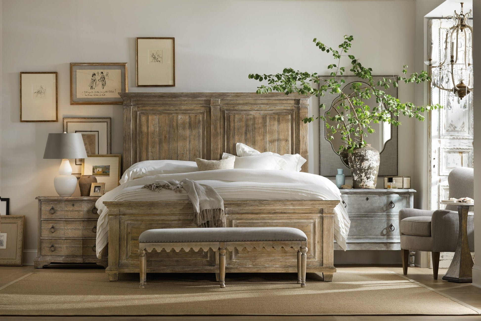 HookerBoheme Laurier Queen Panel Bed