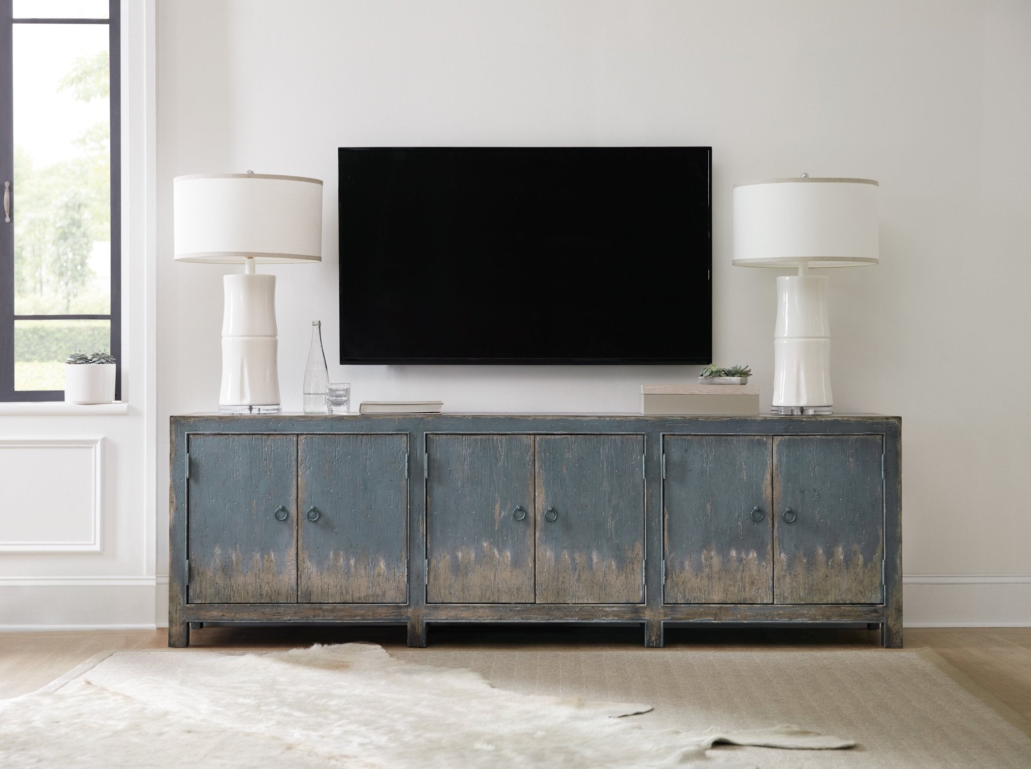 HookerBoheme Salvator Media Console
