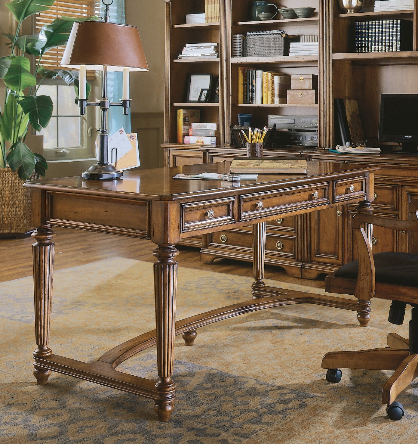 HookerBrookhaven Leg Desk