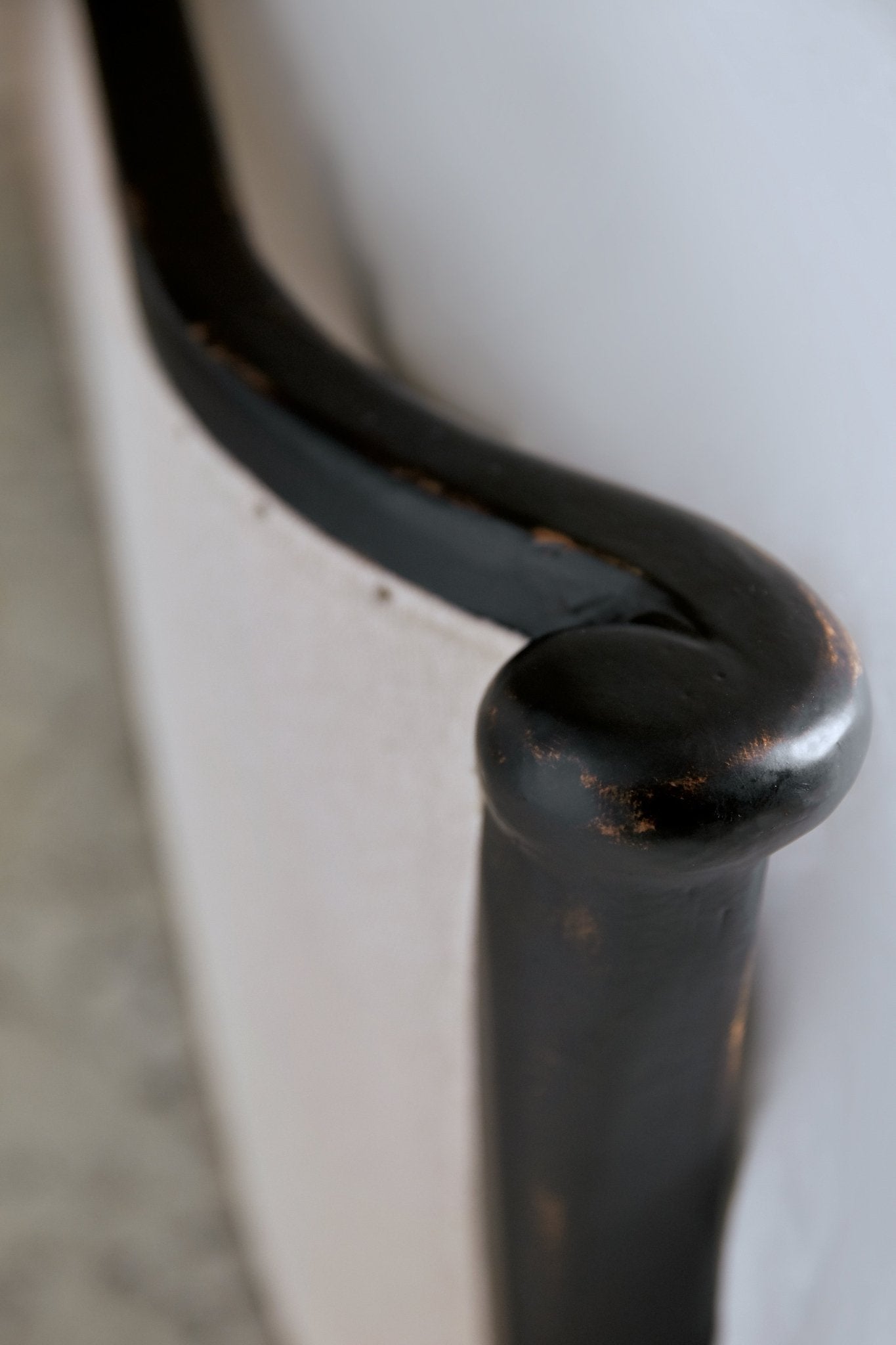 HookerCiao Bella Queen Upholstered Bed - Black