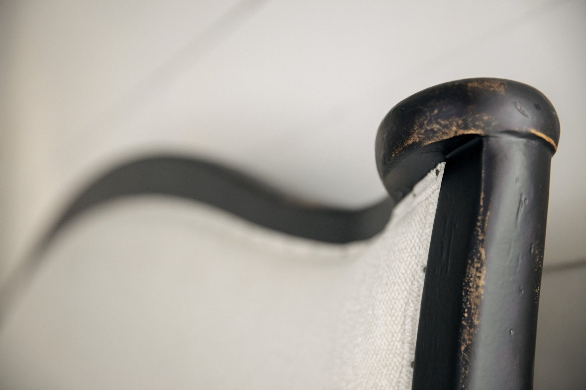 HookerCiao Bella Queen Upholstered Bed - Black