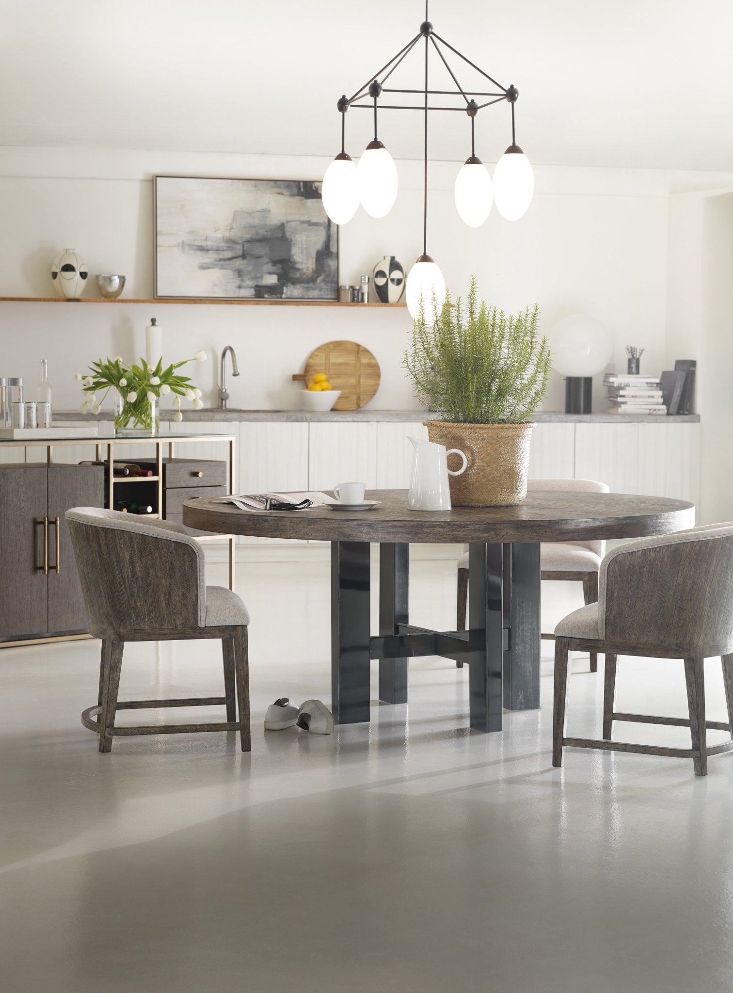 HookerCurata 72in Round Dining Table