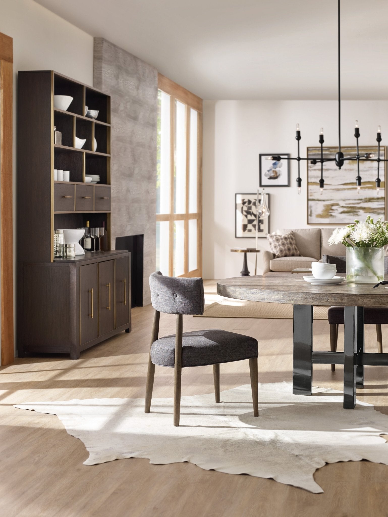 HookerCurata 72in Round Dining Table