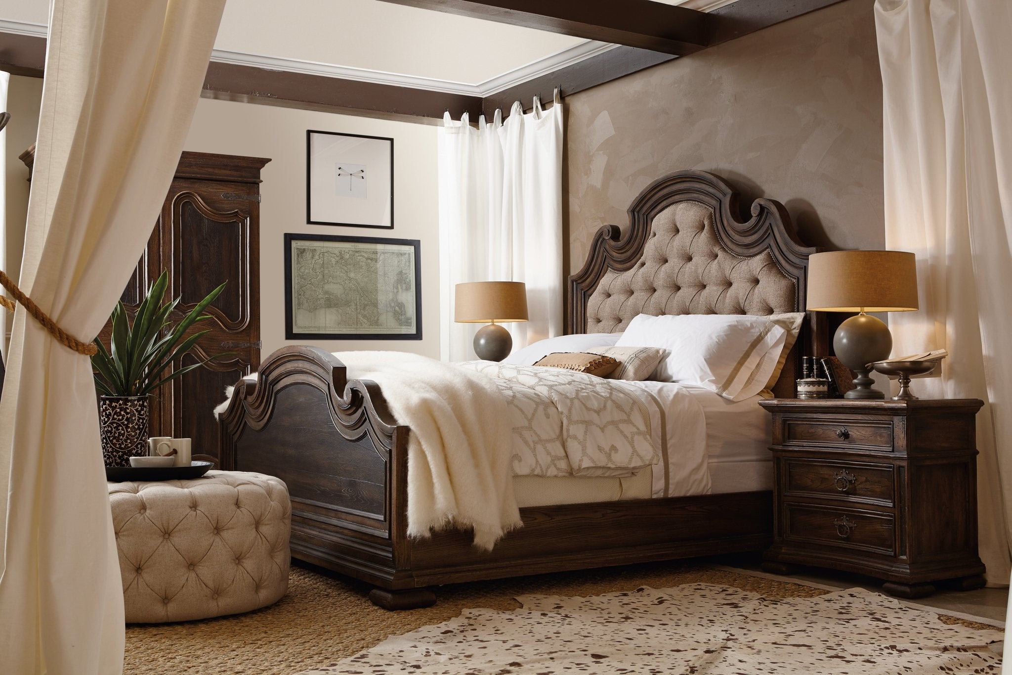 HookerFair Oaks California King Uph Bed