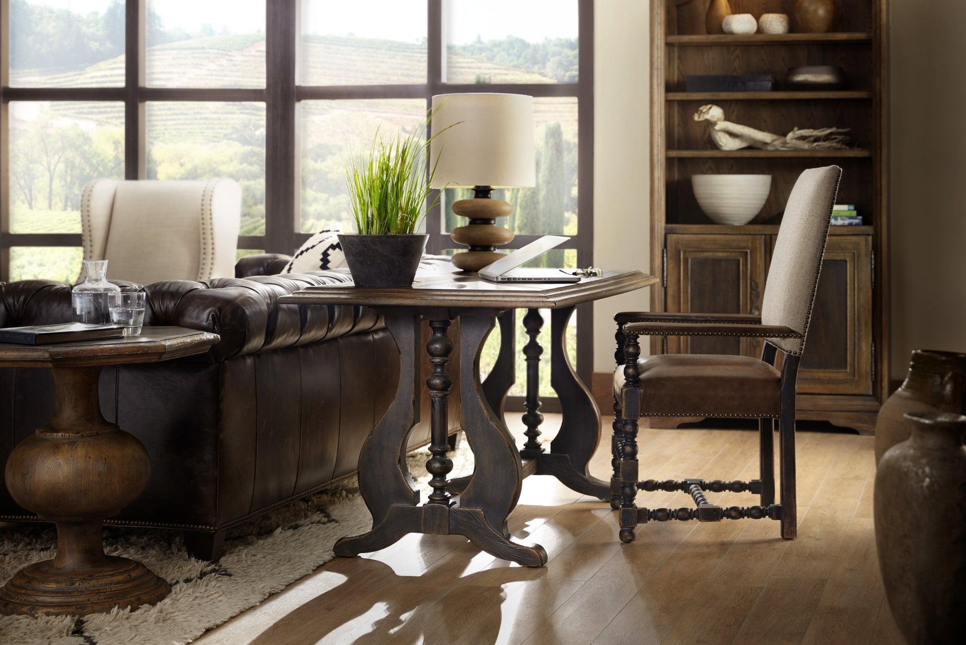 HookerHill Country Comfort Upholstered Arm Chair