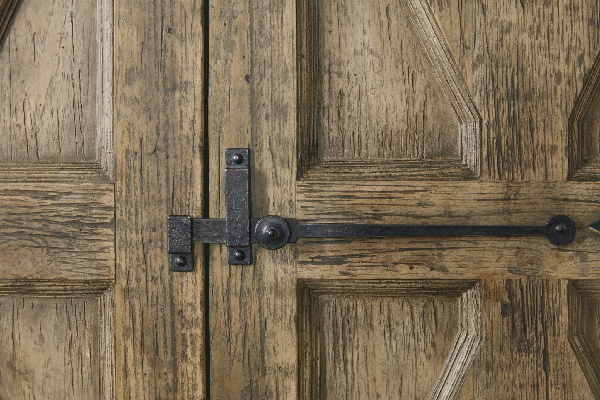 HookerLa Grange Mt. Maria Wardrobe