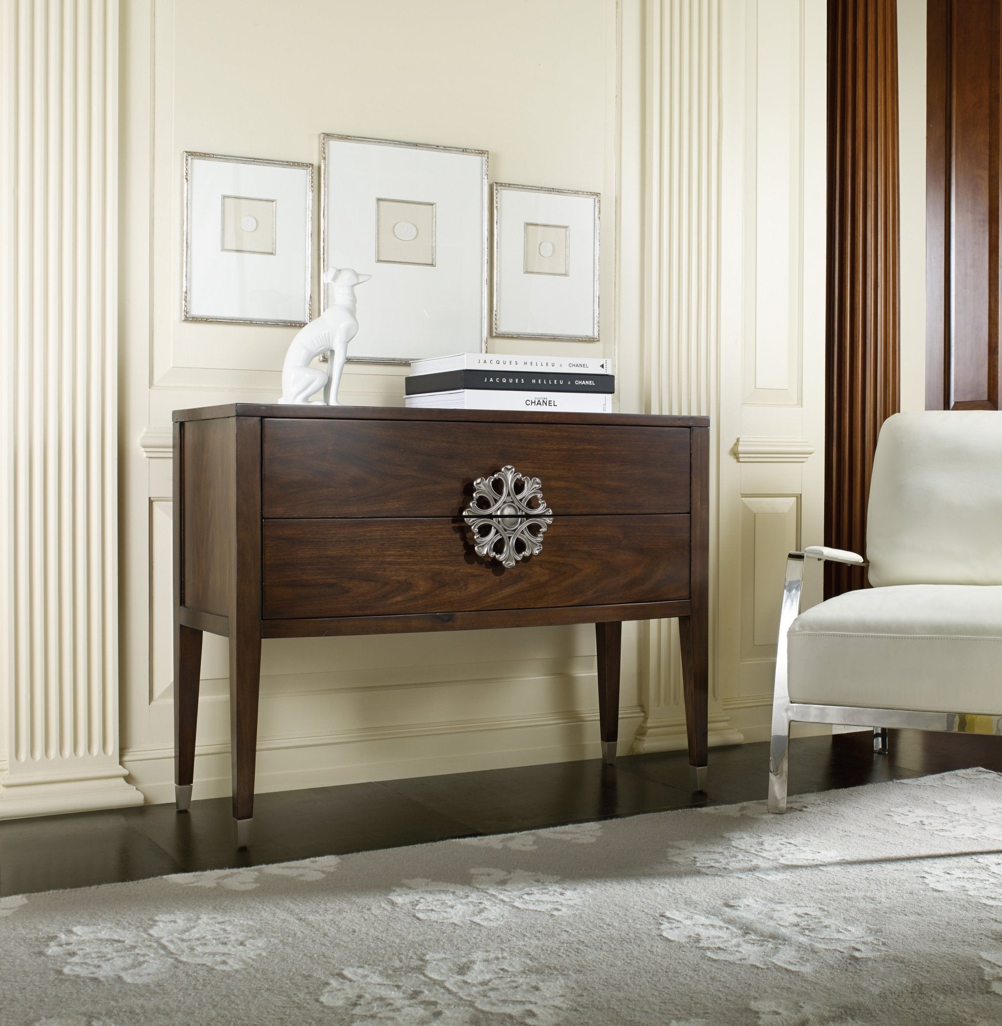 HookerMedallion Console